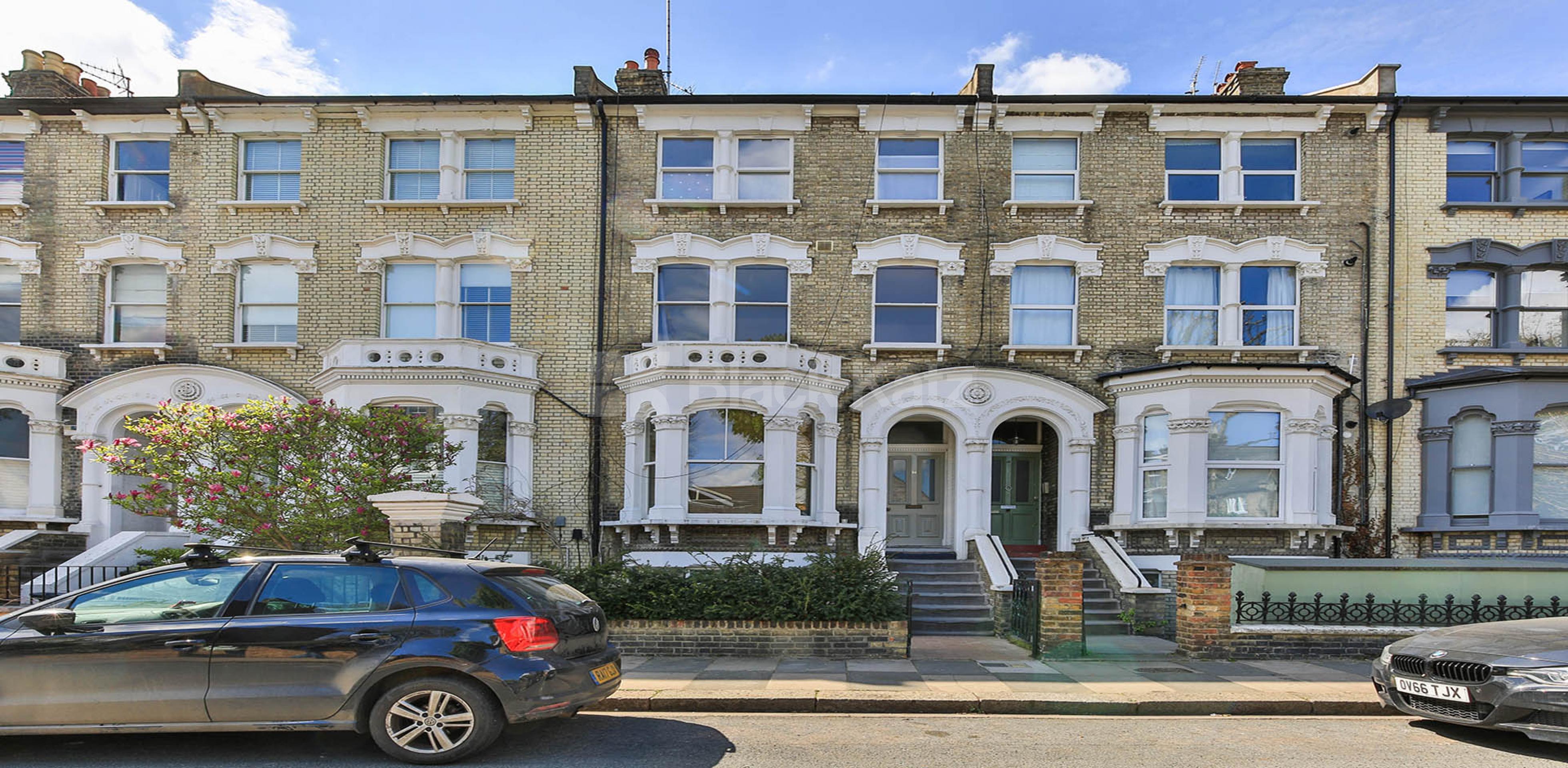 			1 Bedroom, 1 bath, 1 reception Flat			 Coverdale Road, , SHEPHERDS BUSH W12